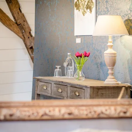 The White Queen B&B Bruges Room photo